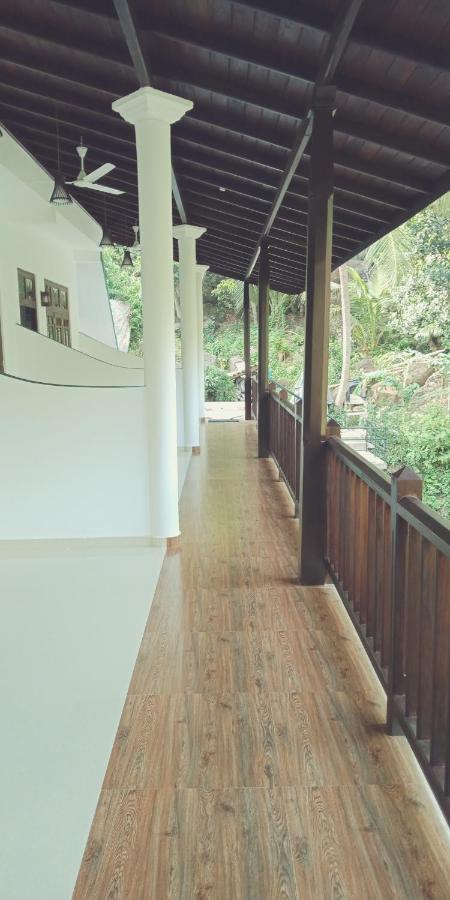 Hiru Resort Inn Unawatuna Exterior foto